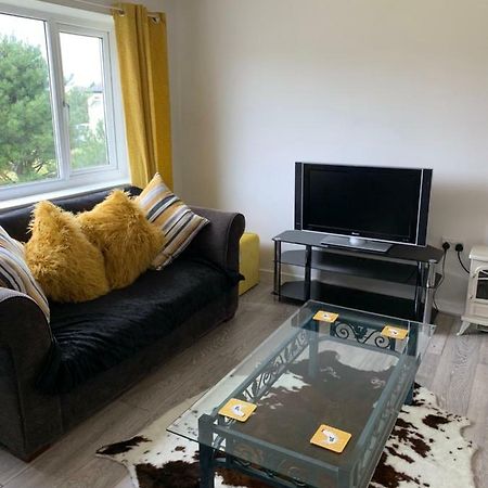 Modern Flat In Harlech - Dog Friendly! Appartamento Esterno foto